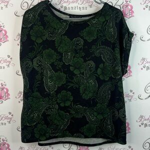 Gypsy sky Los Angeles tshirt flowers Paisley Floral Black and Green Women's Top